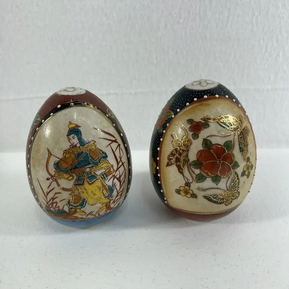 Vintage Figurine Eggs 2 pc Set Porcelain Asian Hand Painted Moriage Gold‎ Gild